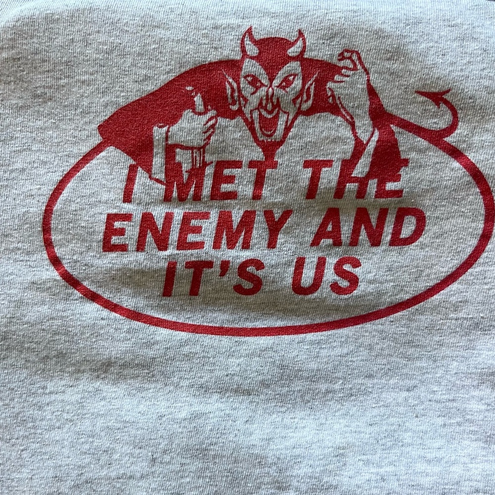 GREY NO FUN TISHIRT MEDIUM I MET THE ENEMY